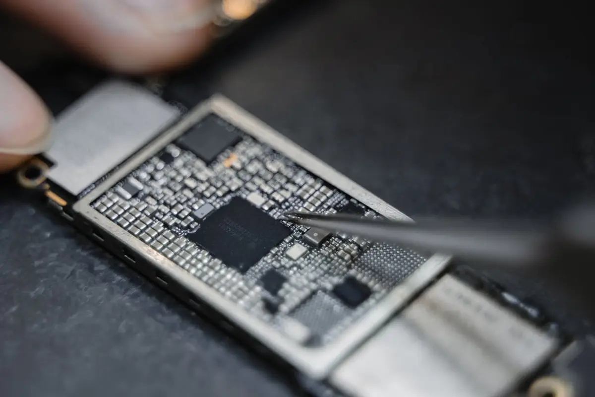 Water damage phone repair in Sacramento